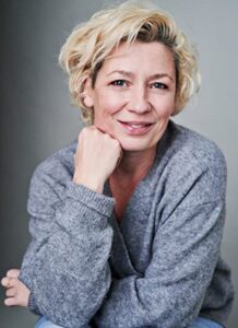 MV5BMTYyMmRkYjctY2IwYy00ZjY1LWE4ZjktMzUwOGU4OWVmYmY0XkEyXkFqcGdeQXVyMTE2MTIzMzA@._SY600_SX400