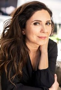 MV5BOWRkOTc0MzQtYTFlYi00M2FiLTg1ZjItNmFmODVjMGIzNjgzXkEyXkFqcGc@._V1_CR17,0,466,699_QL75_UX210_CR0,2,210,311_