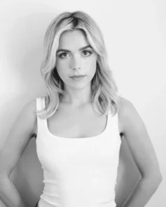 MV5BY2IxZmIxNDQtMGU3NS00ZjYzLWI4MzEtMTRiZWQ5NTkwZjliXkEyXkFqcGc@._V1