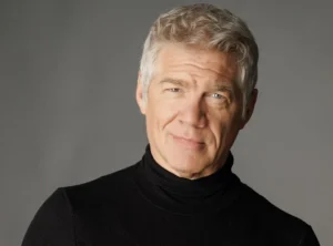 MV5BMDE0MGViM2QtMDQ4NC00ZTMzLWJlOTUtZTI1NjFjY2MwYzdmXkEyXkFqcGc@._V1_FMjpg_UX1000