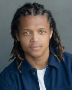 MV5BMjEyYmUyY2ItMGM2NS00ZWJjLWJmYzEtYjBlNTYxZTZmM2Q1XkEyXkFqcGc@._V1_