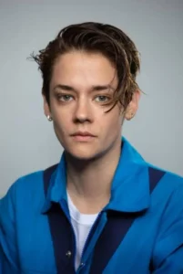 MV5BNTgzMDFmZTQtYzM1Ni00ODFhLWJkOTgtMzJmOWY0YTVkYzU0XkEyXkFqcGc@._V1_