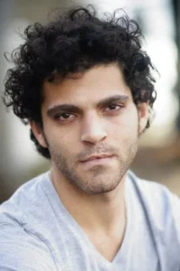 nxwmi1VghKtUMgXkbemNZT6txo1_AghayeMovie