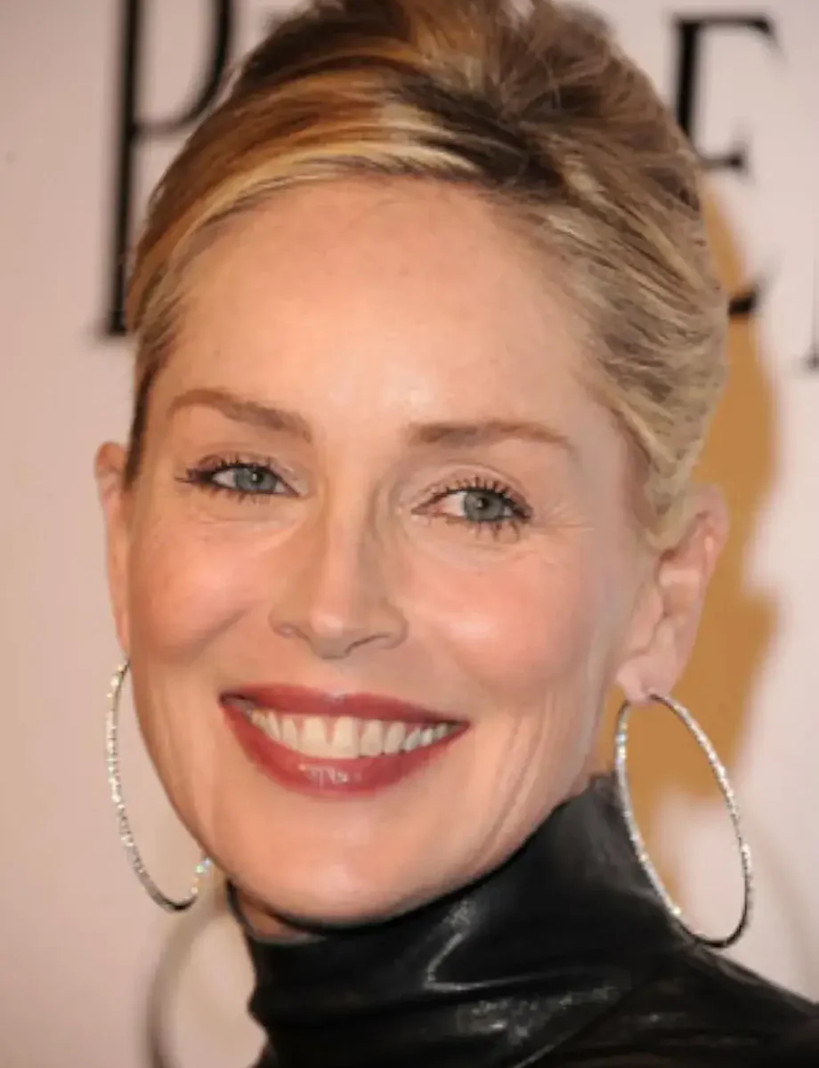 MV5BMTg0MDU1ODQwNF5BMl5BanBnXkFtZTcwOTc3MjQwNA@@._V1